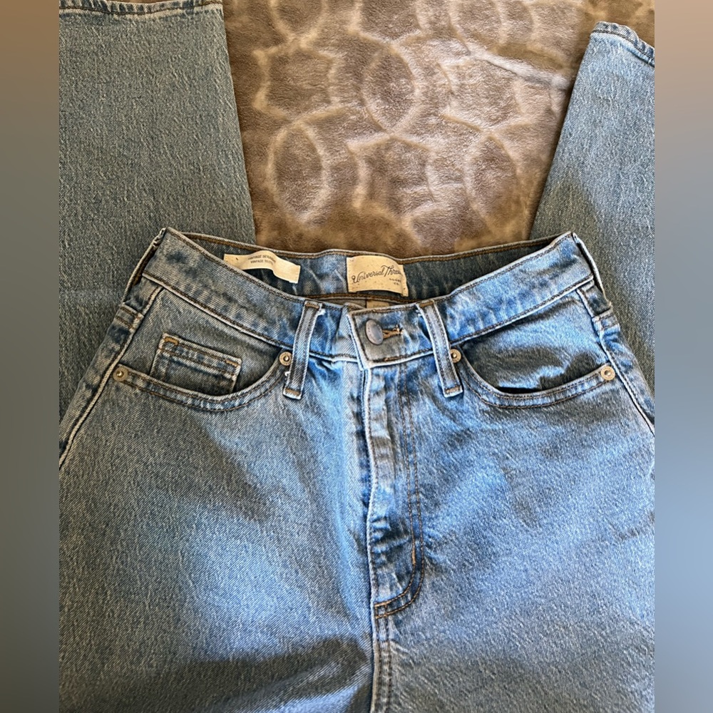 Universal Threads Vintage Straight Jeans